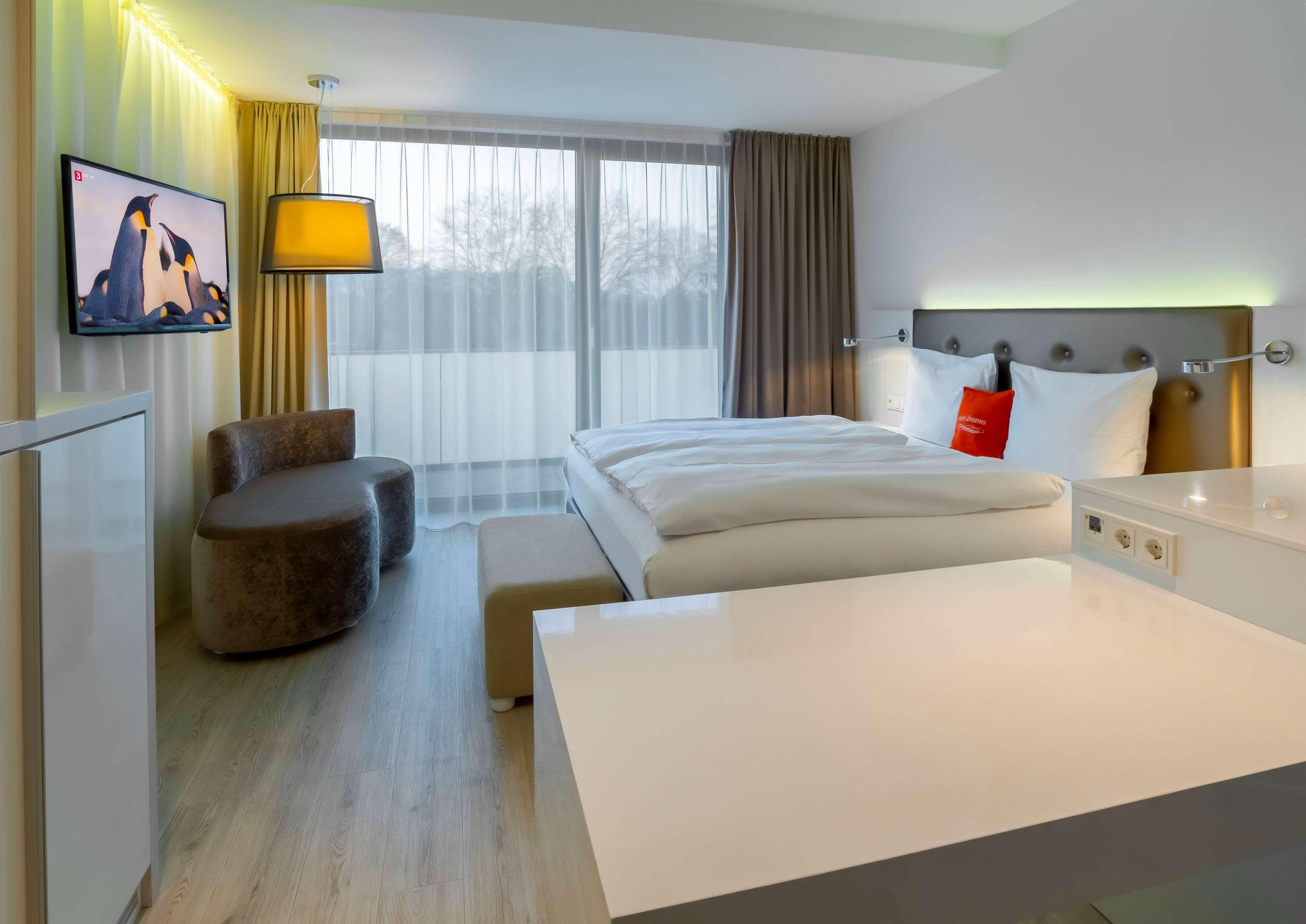 Elaya Hotel Kleve Клеве Екстериор снимка