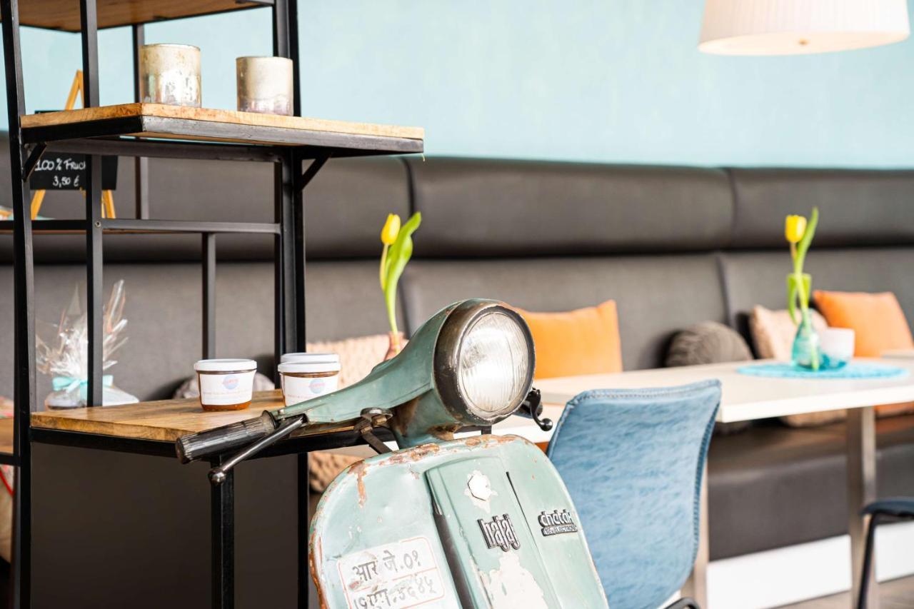 Elaya Hotel Kleve Клеве Екстериор снимка